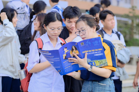 4ea3a318 0755 4025 8c7a 6ba564cd3795 8169