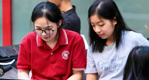 Các thí sinh tham gia xét tuyển tại Trường Đại học Ngoại thương