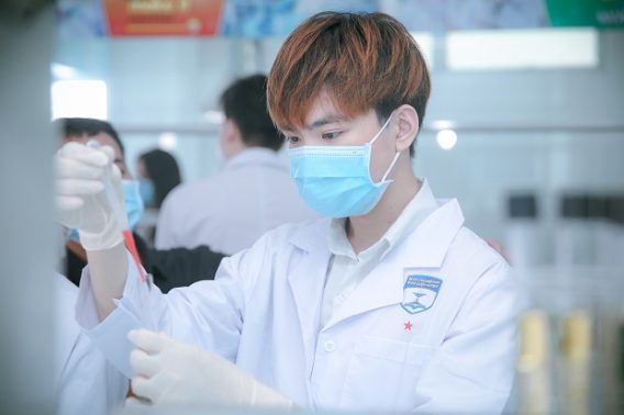 Thạc sĩ xét nghiệm y học mở rộng cơ hội phát triển chuyên môn trong ngành y