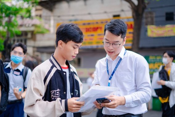 Tổ hợp V00 và những thông tin xét tuyển đại học thí sinh cần biết